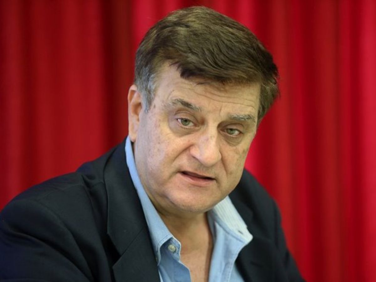 Σύνθετα προβλήματα και ανοιχτά μέτωπα στην εκπαίδευση. Τι είπε ο πρόεδρος της ΟΛΜΕ Θεόδωρος Τσούχλος για τη Σάμο και το «Εθνικό Απολυτήριο»