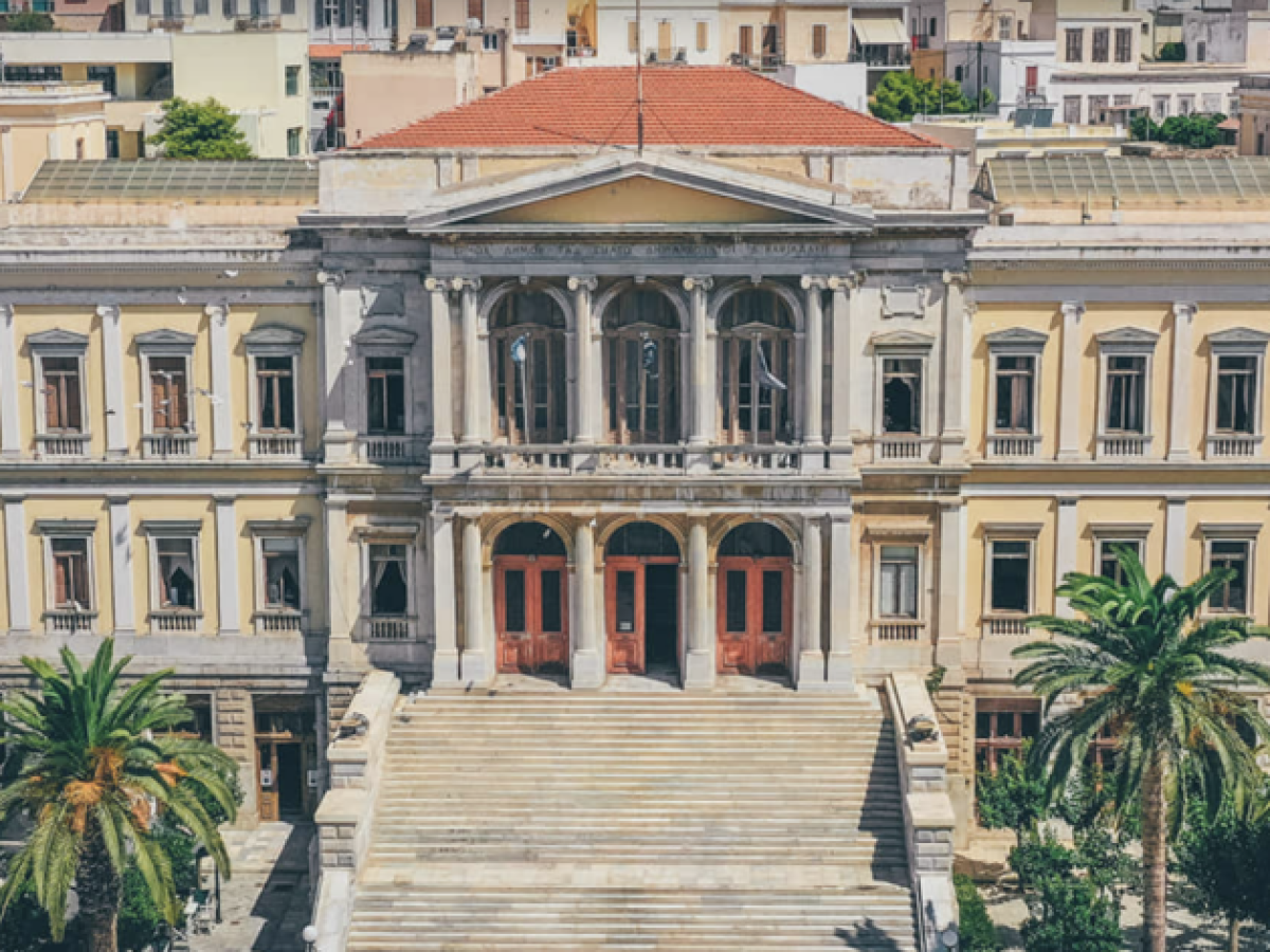 Σύρος: Υπεγράφη σήμερα η Σύμβαση του έργου: «Αναβάθμιση και Συντήρηση Δημοτικού Οδικού Δικτύου (Χρήση 2025)»