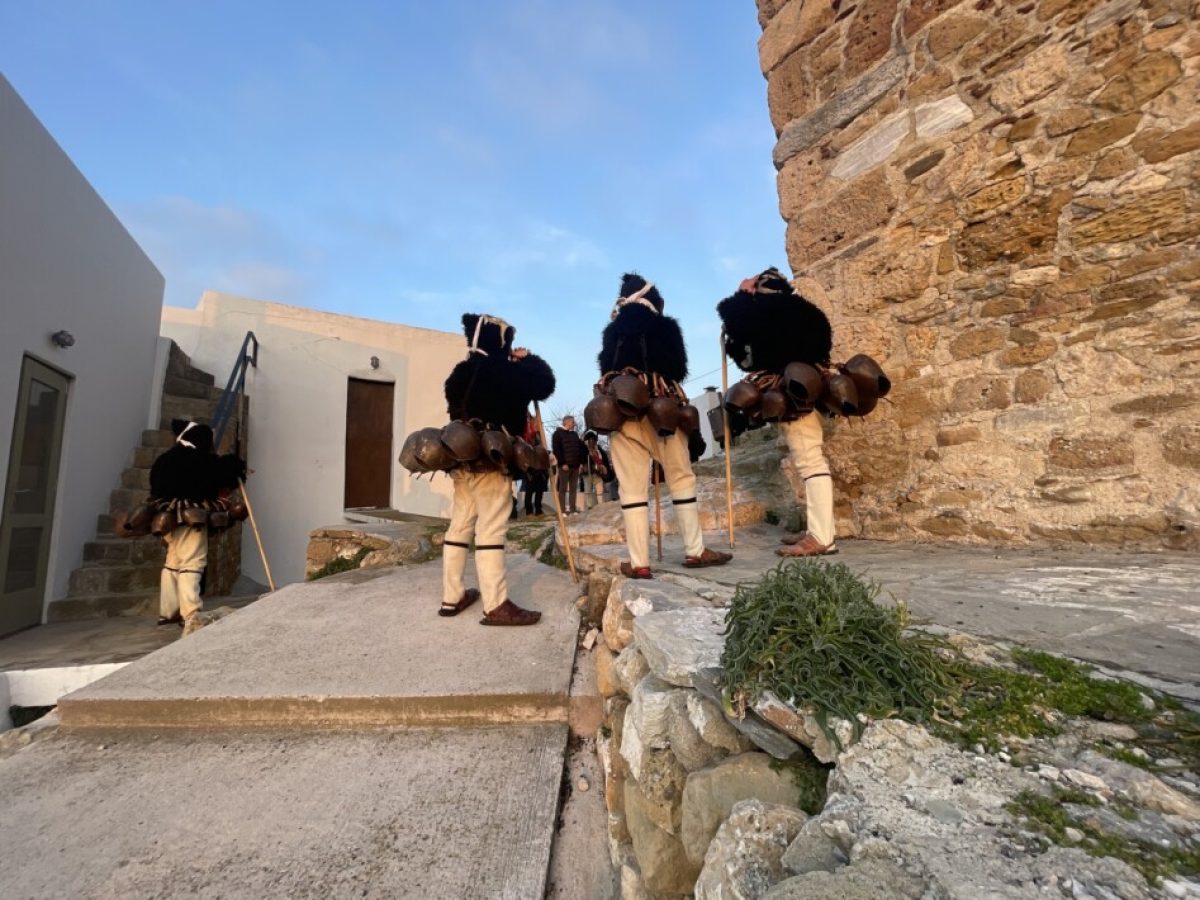 Σκυριανή Αποκριά 2026: Το νησί “βουλιάζει” και φέρνει έκτακτα δρομολόγια – Όλα όσα πρέπει να ξέρετε!