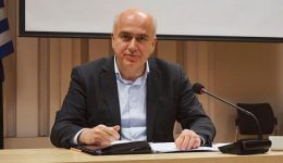 skliri-kritiki-metiou-ston-apologismo
