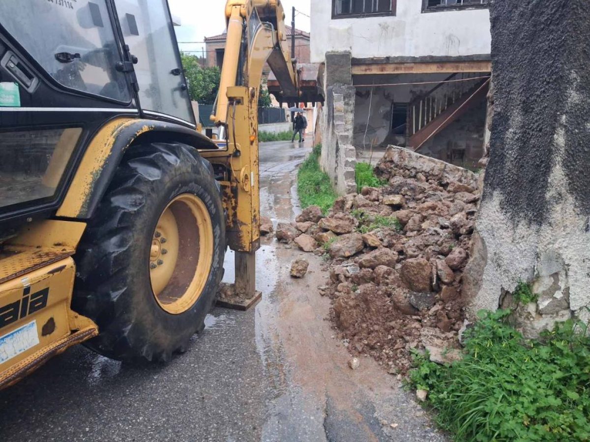 Σοβαρές κατολισθήσεις στη Μεσσηνία: Αρκετά σπίτια ελέγχθηκαν και χαρακτηρίζονται επισφαλή