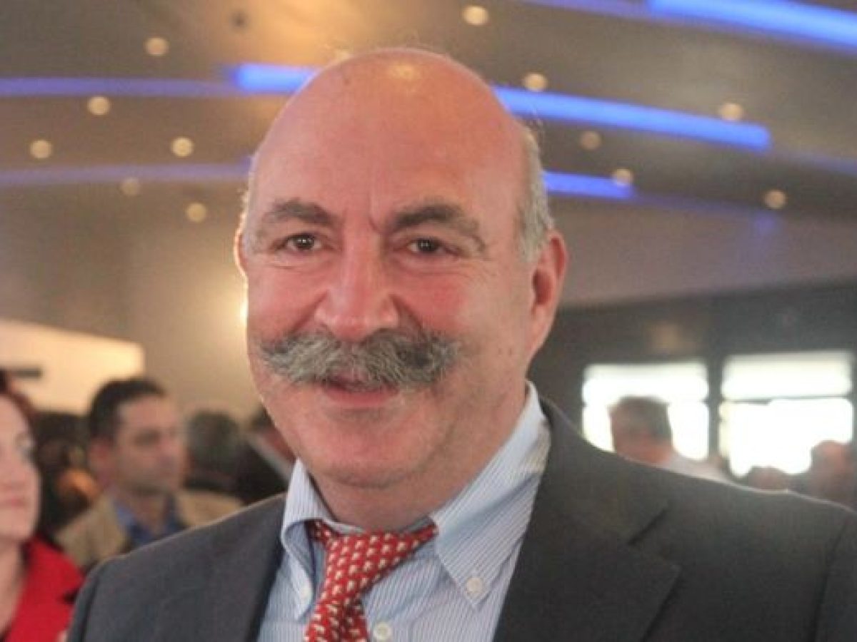 Σπάτα: Ο Χρήστος Μαυρίκης ταμπουρώθηκε στο σπίτι του μετά από πυροβολισμούς