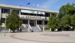 sta-charakomata-o-&Alpha;spropirgos-gia