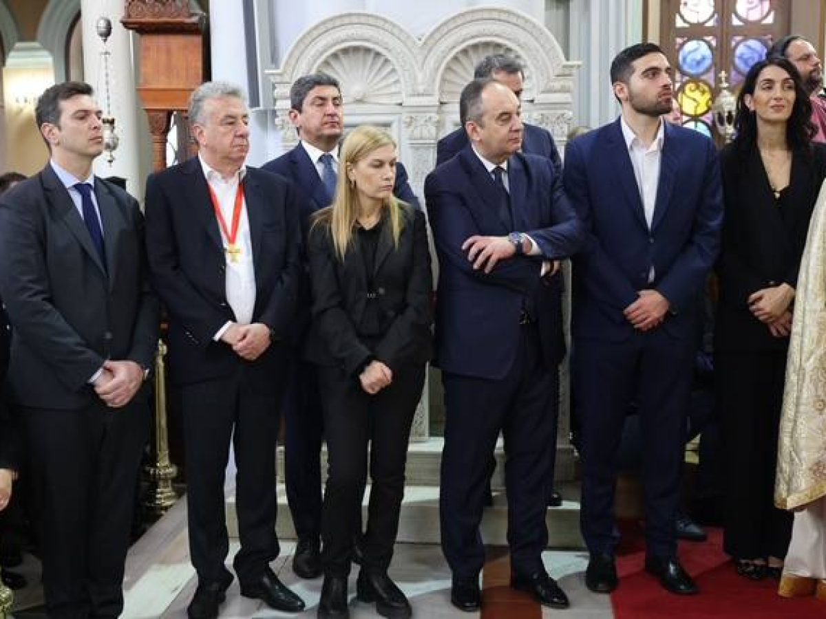 &Sigma;&tau;&alpha;ύ&rho;&omicron;&sigmaf; &Alpha;&rho;&nu;&alpha;&omicron;&upsilon;&tau;ά&kappa;&eta;&sigmaf;: &laquo;Ά&xi;&iota;&omicron;&sigmaf; &omicron; &nu;έ&omicron;&sigmaf; &Mu;&eta;&tau;&rho;&omicron;&pi;&omicron;&lambda;ί&tau;&eta;&sigmaf; &Kappa;&upsilon;&delta;&omega;&nu;ί&alpha;&sigmaf; &kappa;&alpha;&iota;&Alpha;&pi;&omicron;&kappa;&omicron;&rho;ώ&nu;&omicron;&upsilon; &Tau;ί&tau;&omicron;&sigmaf;. Έ&nu;&alpha;&sigmaf; &iota;&epsilon;&rho;ά&rho;&chi;&eta;&sigmaf; &mu;&epsilon; &sigma;&eta;&mu;&alpha;&nu;&tau;&iota;&kappa;ό έ&rho;&gamma;&omicron; &kappa;&alpha;&iota; &pi;&rho;&omicron;&sigma;&phi;&omicron;&rho;ά&raquo;