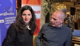 sti-larisa-o-gianis-varoufakis