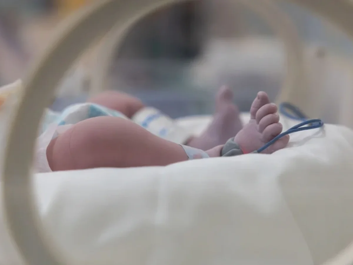 Στη ΜΕΘ Ρίου σε κρίσιμη κατάσταση νοσηλεύεται βρέφος με μηνιγγίτιδα