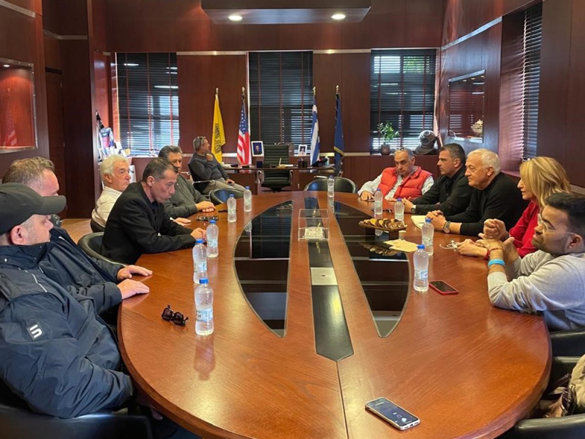 Στη Σύρο ο Μάρκος Καφούρος: Κύκλος επαφών με Τοπικούς Φορείς