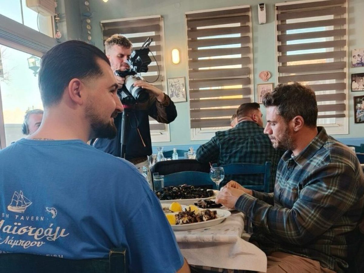 Στη Βόνιτσα ο γνωστός σεφ Άκης Πετρετζίκης