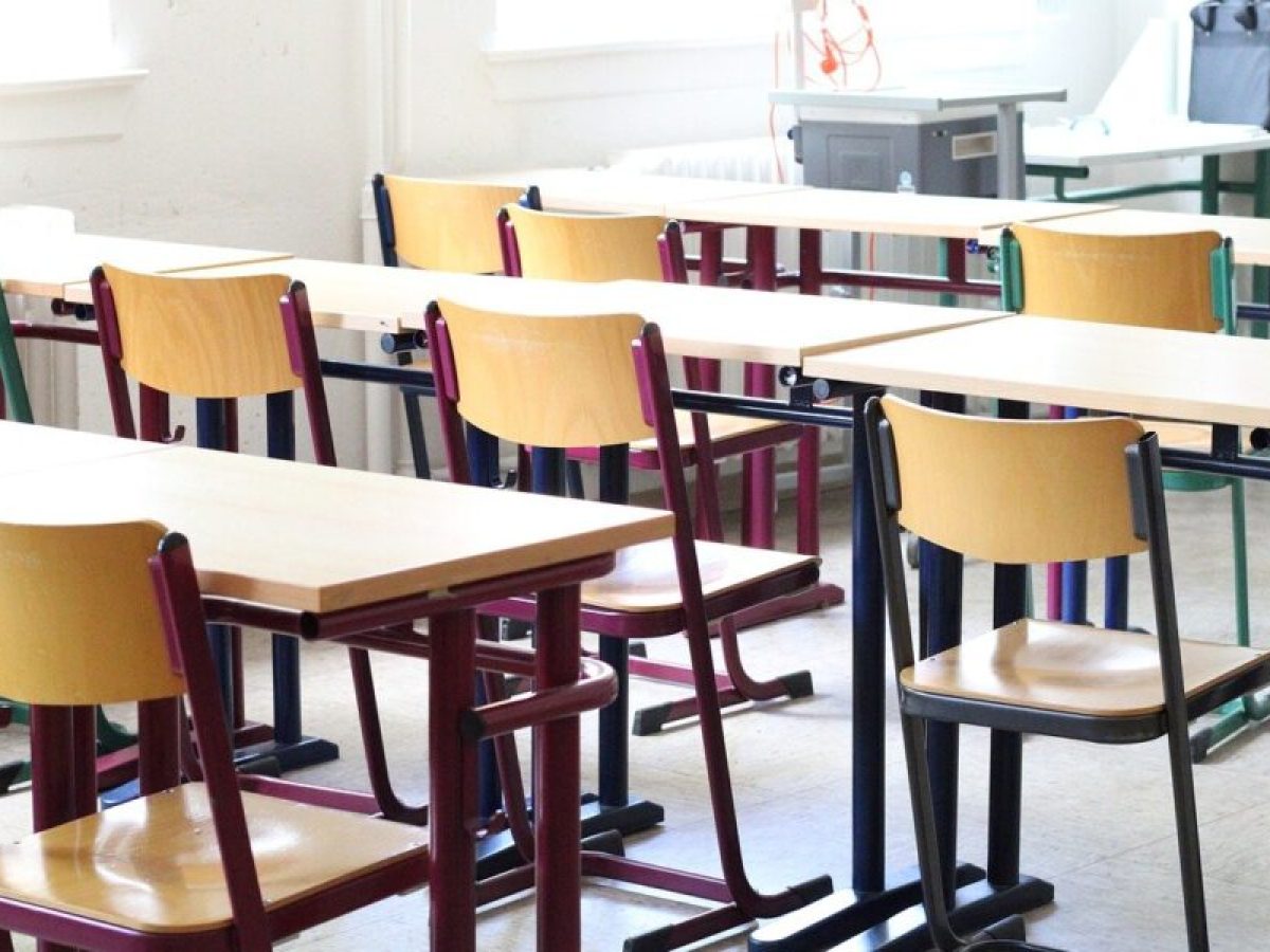 Στη Βουλή το θέμα της ασφάλειας των μαθητών στο Ελληνικό Σχολείο Βουκουρεστίου «Αθηνά»