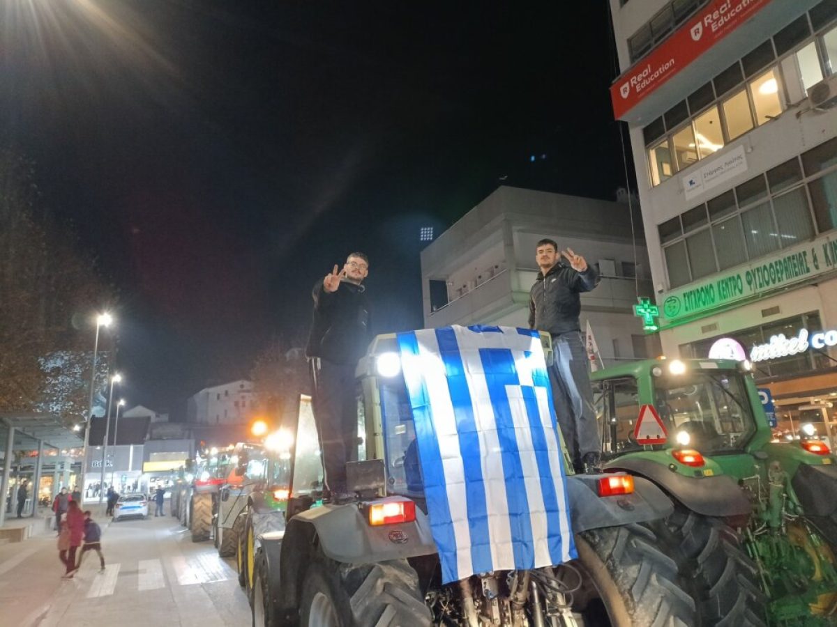 Στο κέντρο των Τρικάλων με τα τρακτέρ σήμερα οι αγρότες
