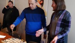 sto-kerasochori-Αgrafon-giortasan-tin