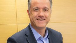 sto-kokkino-i-plirotita-sti