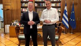 sto-maximou-o-d.-ptochos