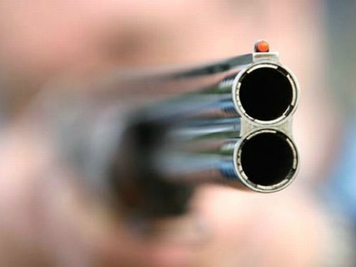 &Sigma;&tau;&omicron;&nu; &Alpha;&nu;&alpha;&kappa;&rho;&iota;&tau;ή &sigma;ή&mu;&epsilon;&rho;&alpha; &omicron; 46&chi;&rho;&omicron;&nu;&omicron;&sigmaf; &pi;&omicron;&upsilon; &pi;&upsilon;&rho;&omicron;&beta;ό&lambda;&eta;&sigma;&epsilon; &sigma;&epsilon; &beta;ά&rho;&omicron;&sigmaf; &tau;&epsilon;&sigma;&sigma;ά&rho;&omega;&nu; &alpha;&nu;&eta;&lambda;ί&kappa;&omega;&nu; &sigma;&tau;&omicron; &Alpha;ί&gamma;&iota;&omicron;