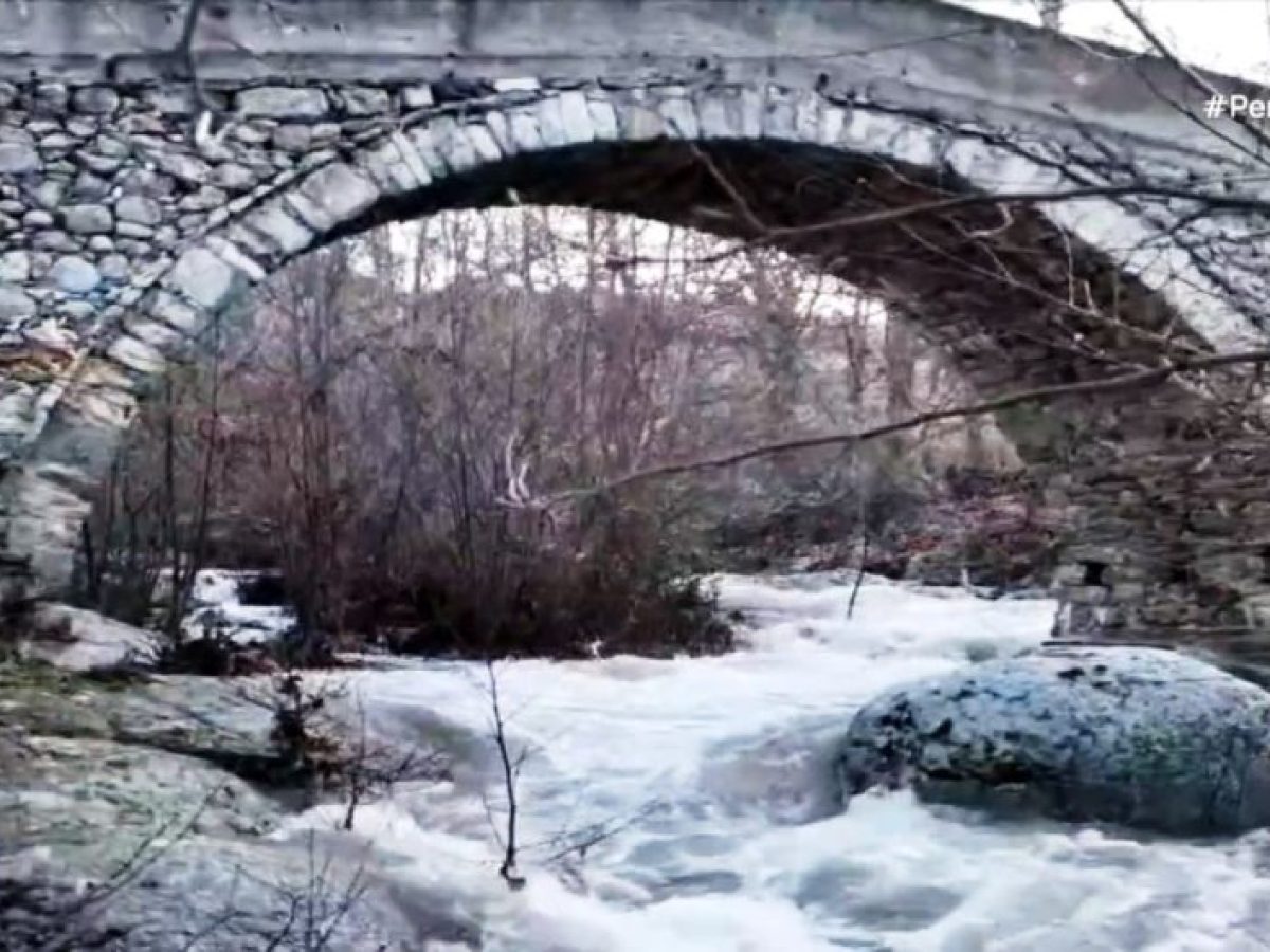 Τα πέτρινα γεφύρια της κοιλάδας του Κρουσοβίτη