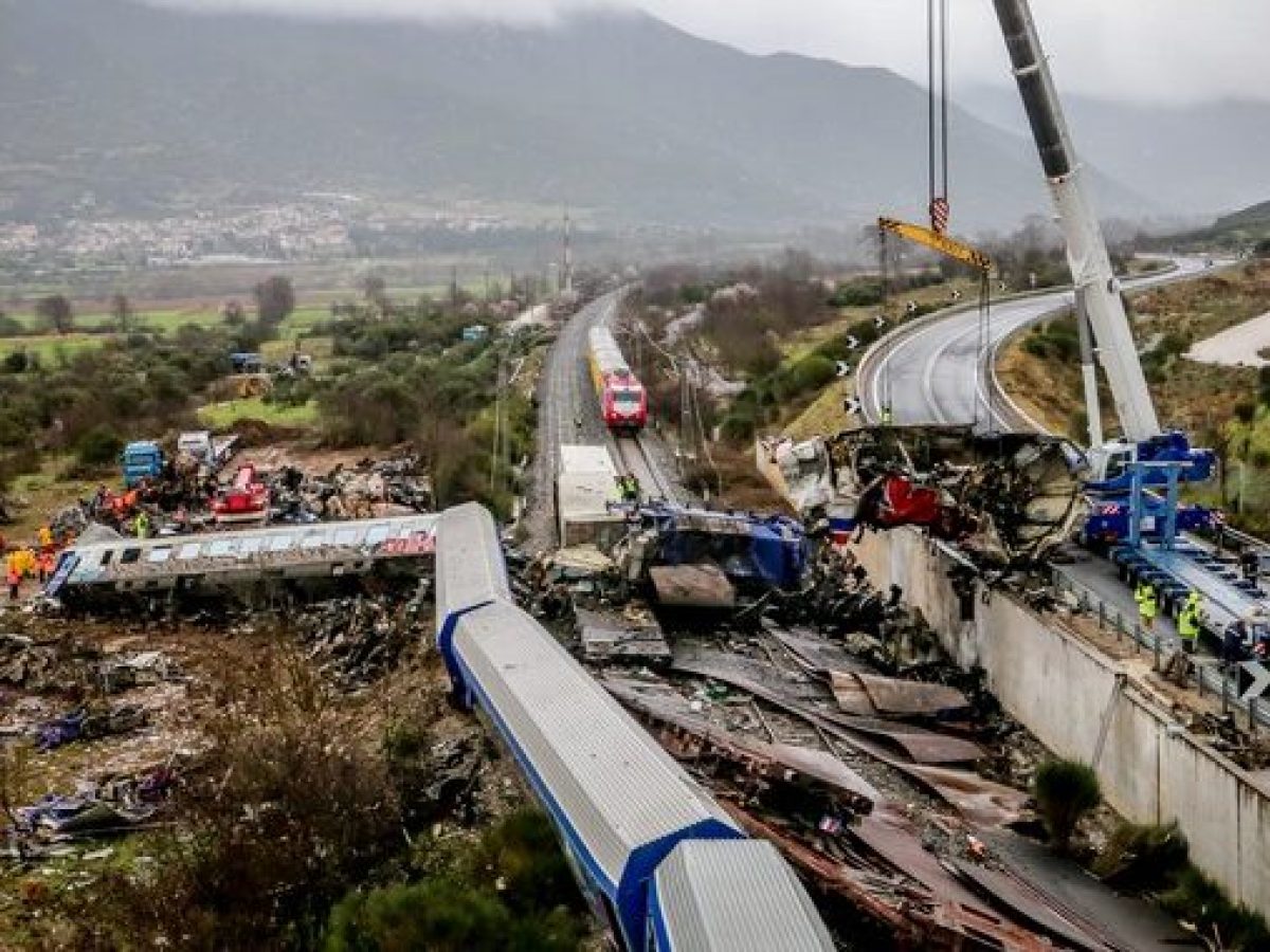 Τέμπη: Να μη συγκαλυφθεί το έγκλημα -Συγκέντρωση στην κεντρική πλατεία Κυπαρισσίας