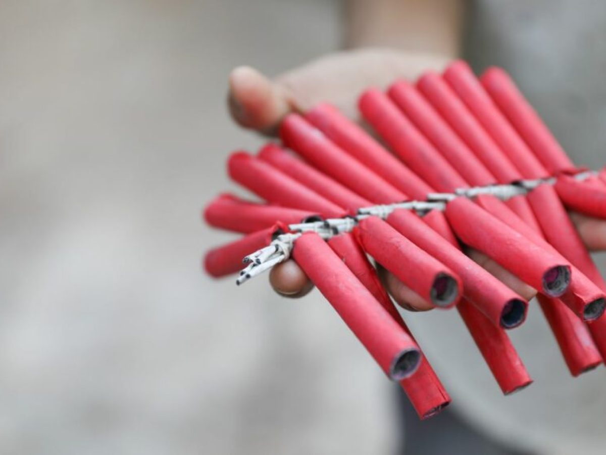 Τέσσερις ανήλικοι με κροτίδες τις Απόκριες σε Κοζάνη και Πτολεμαΐδα