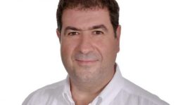 th.-stavropoulos-neos-exoplismos-se