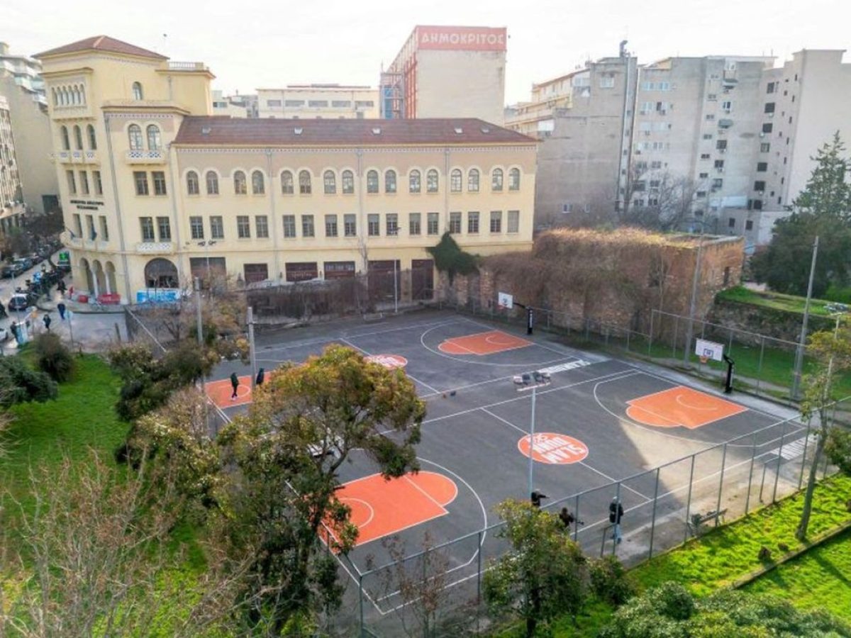 Θεσσαλονίκη: Δεύτερο ανακαινισμένο γήπεδο μπάσκετ στο κέντρο της πόλης