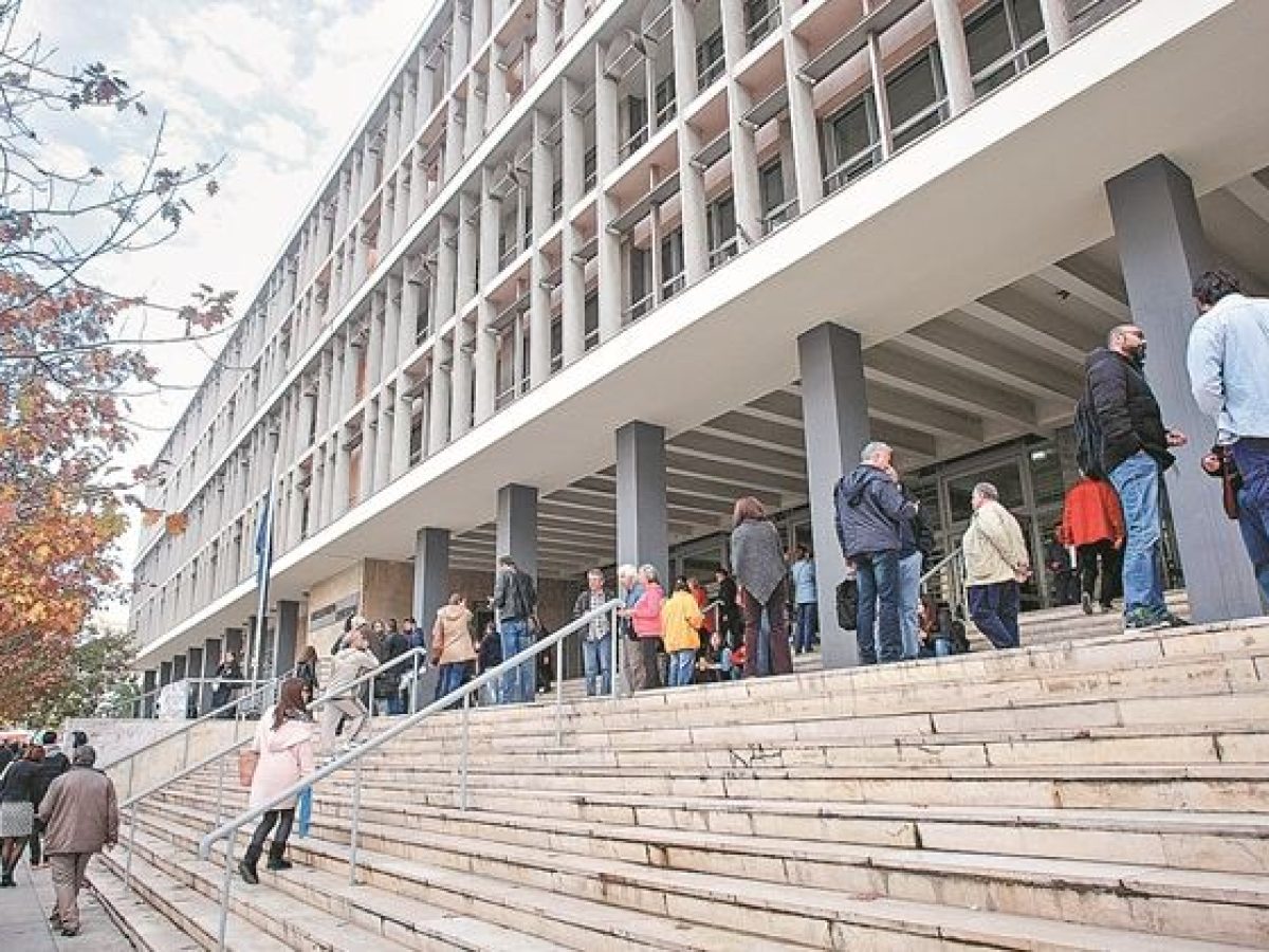 Θεσσαλονίκη: Ελεύθερη υπό όρους η 56χρονη για την υπόθεση σεξουαλικής κακοποίησης ανηλίκου