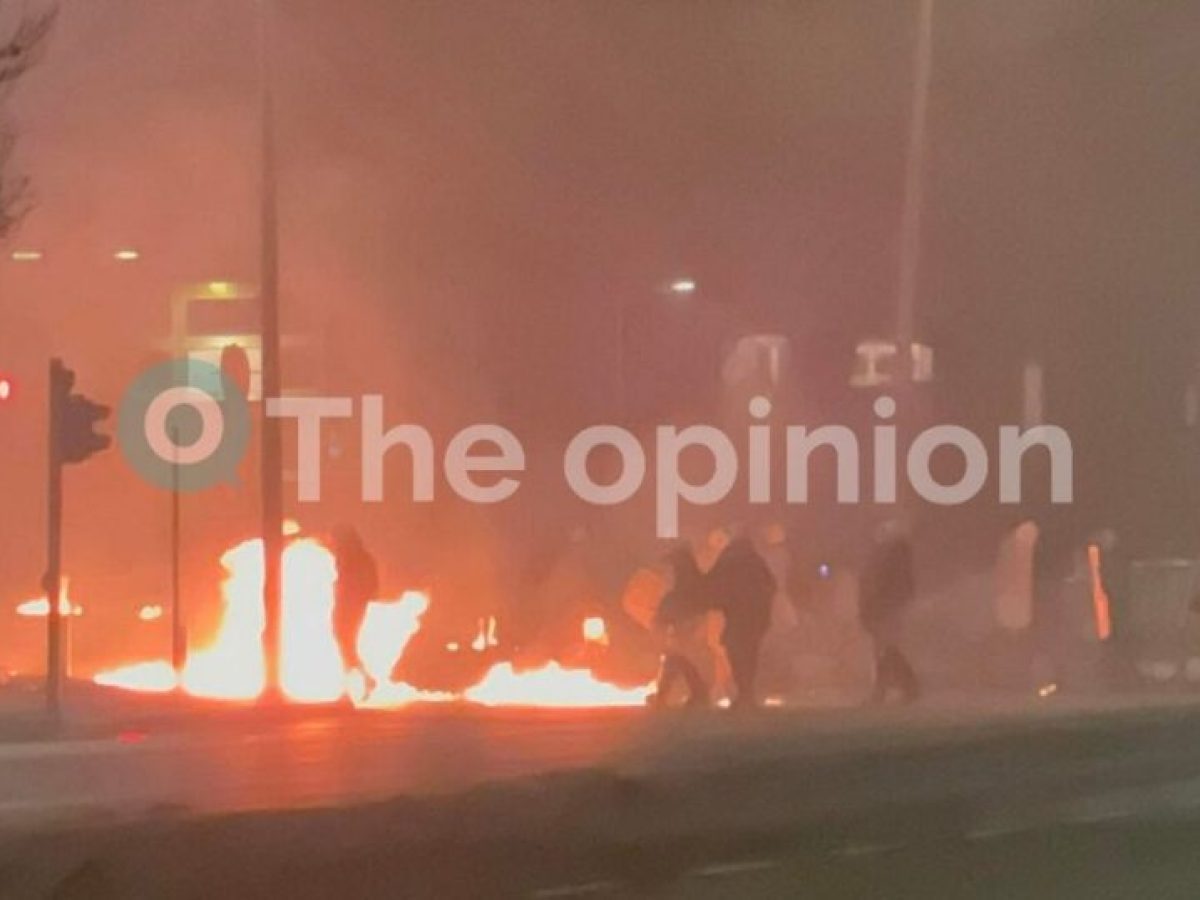 Θεσσαλονίκη: Επεισόδια έξω από την Πολυτεχνική του ΑΠΘ (ΦΩΤΟ – VIDEO)