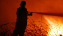 thessaloniki-megali-fotia-se-egkatalelimmeno