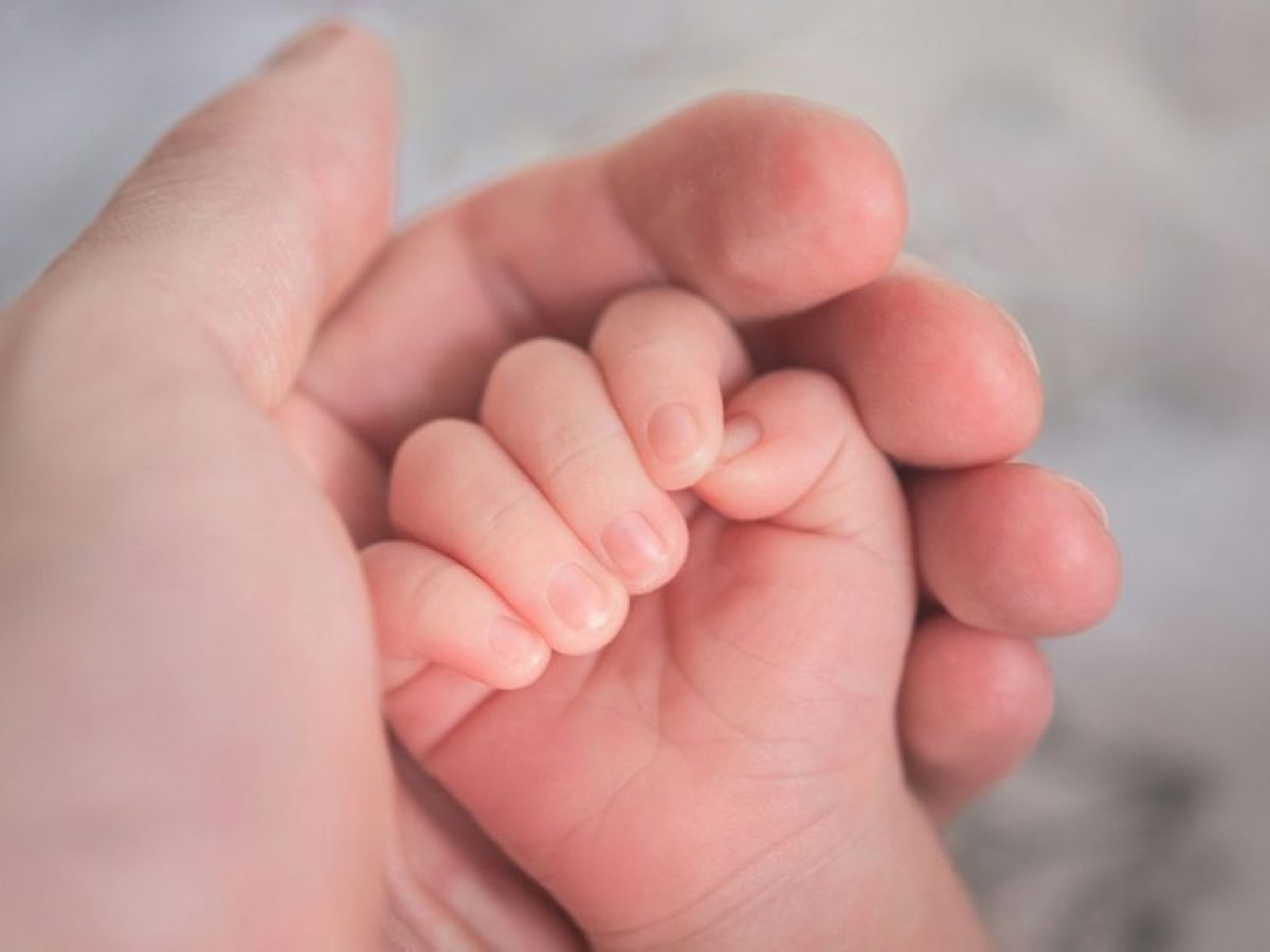 Θρίλερ με ανήλικο που έπεσε σε σιντριβάνι στην Καλλιθέα: Το επανέφεραν οι γιατροί στο Παίδων