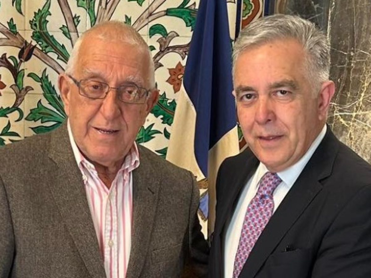 Τιμητική βράβευση του Προέδρου της Βουλής των Ελλήνων κ. Νικήτα Κακλαμάνη, Ιατρού Ακτινοθεραπευτή-Ογκολόγου από το Δωδεκανησιακό Σύλλογο Αυτοάνοσων Νοσημάτων Αρθρίτιδας και Λύκου «ΘΑΛΕΙΑ»
