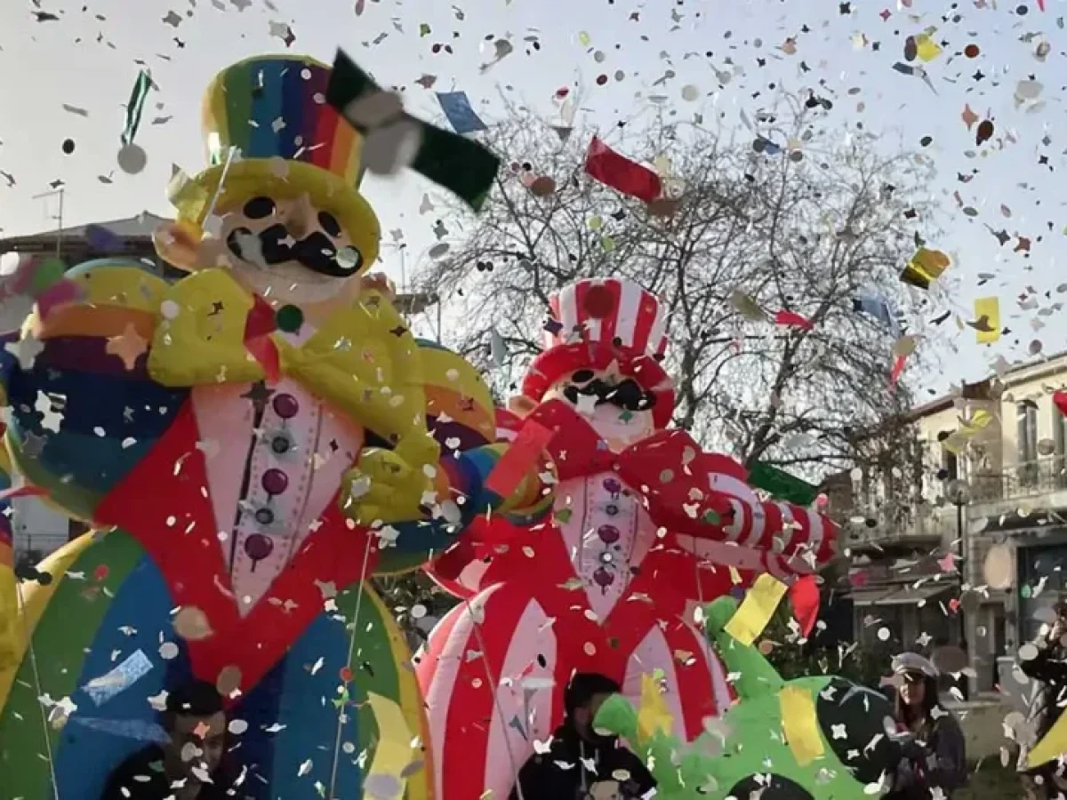 Το 7ο Καρναβάλι Αλιβερίου κέρδισε τις εντυπώσεις