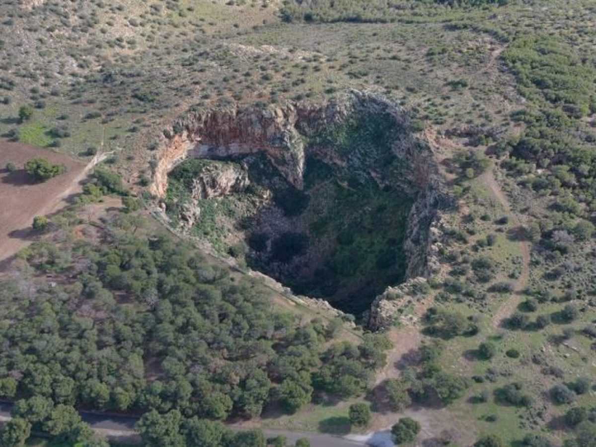 Το εντυπωσιακό γεωλογικό «Χάος» στο Λαύριο: Ένα τοπίο που συνεχώς μεταμορφώνεται (video)
