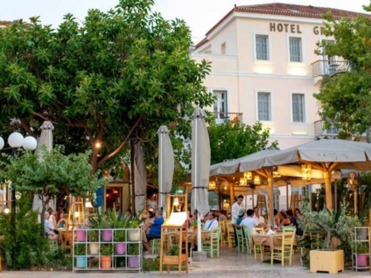 Το εστιατόριο «Κήπος» στο Ναύπλιο ζητά σερβιτόρο για μόνιμη συνεργασία (Πολύ καλός μισθός)