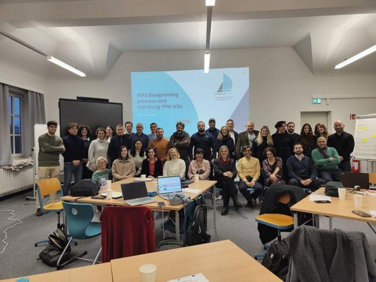 Το μοντέλο του λιμένα Αμβούργου μελετά η Περιφέρεια Θεσσαλίας για τον Βόλο