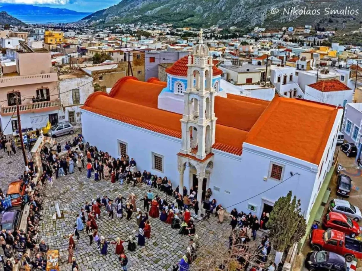 «ΤΟ ΣΥΧΩΡΙΟ» ΤΟ ΠΑΛΑΙΟ ΕΘΙΜΟ ΤΗΣ ΚΑΛΥΜΝΟΥ ΤΗΝ ΚΥΡΙΑΚΗ ΤΗΣ ΤΥΡΙΝΗΣ