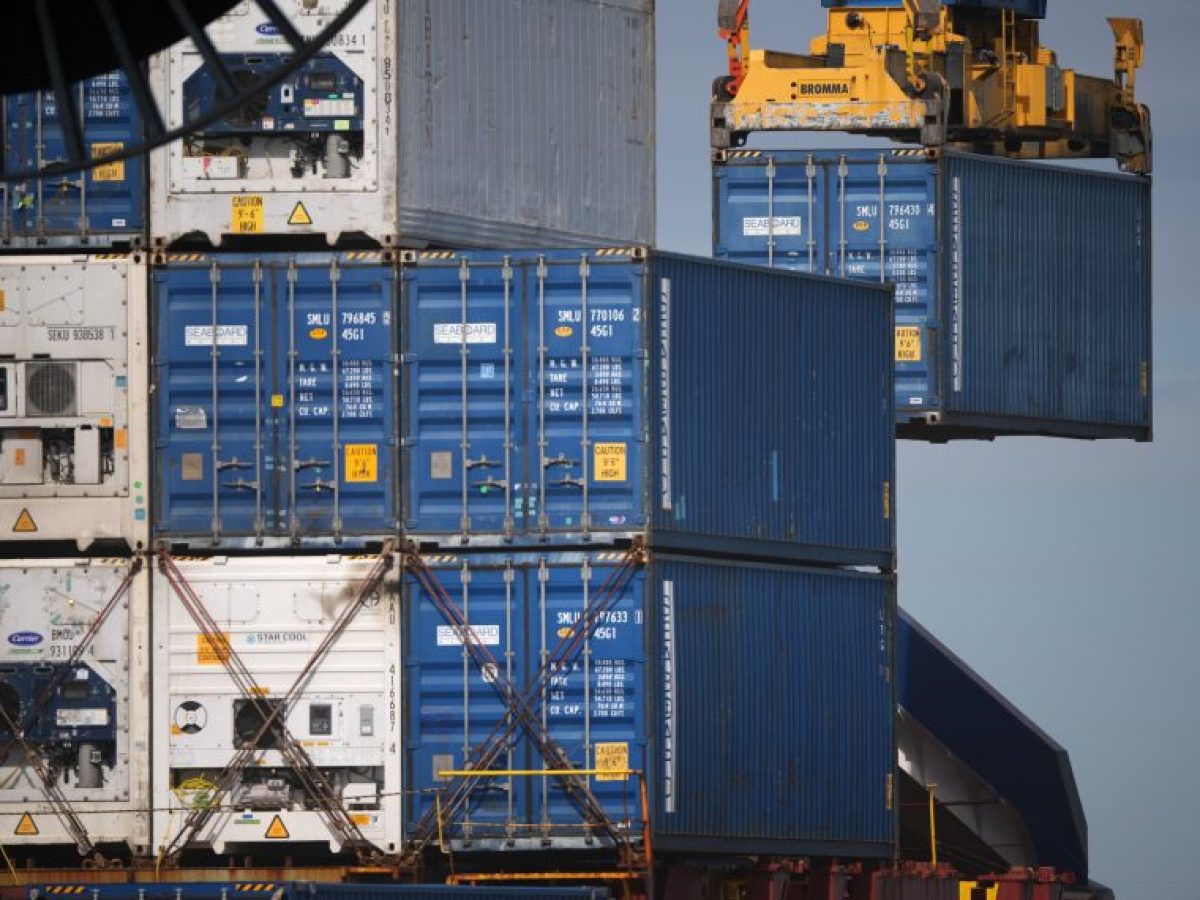 Το Ανώτατο Δικαστήριο των ΗΠΑ καταργεί τους δασμούς του Τραμπ