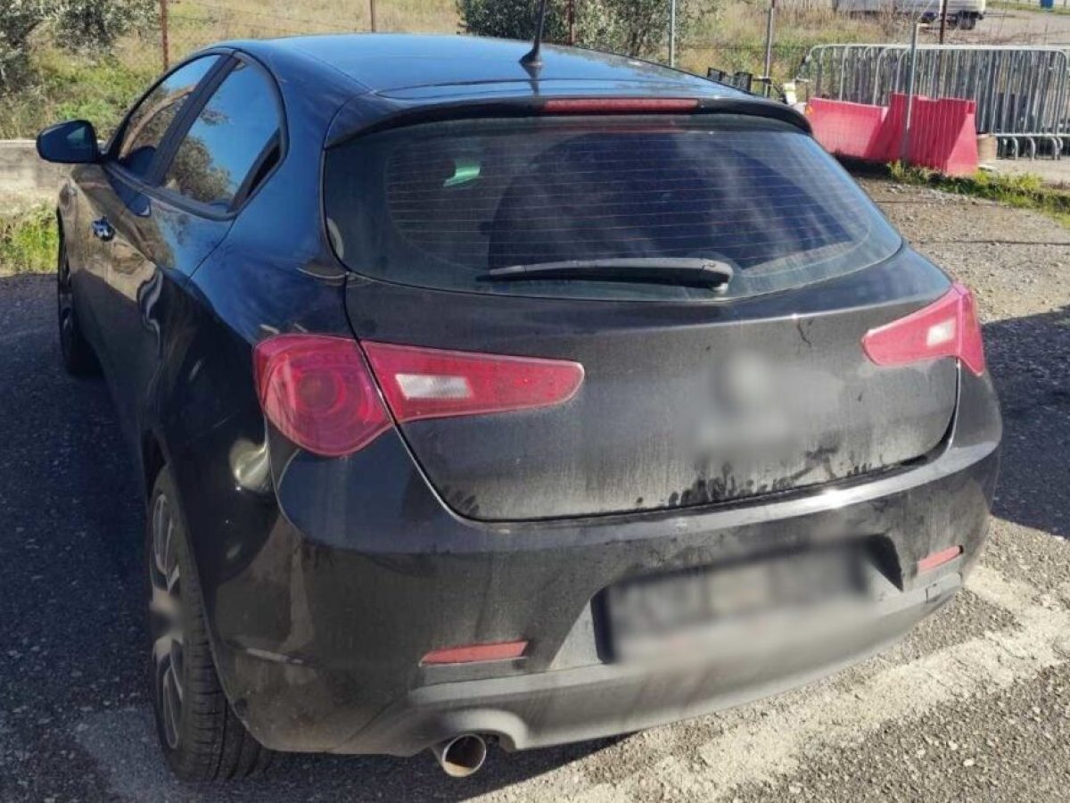 Τον έπιασαν στα διόδια της Τραγάνας  να οδηγεί κλεμμένο όχημα