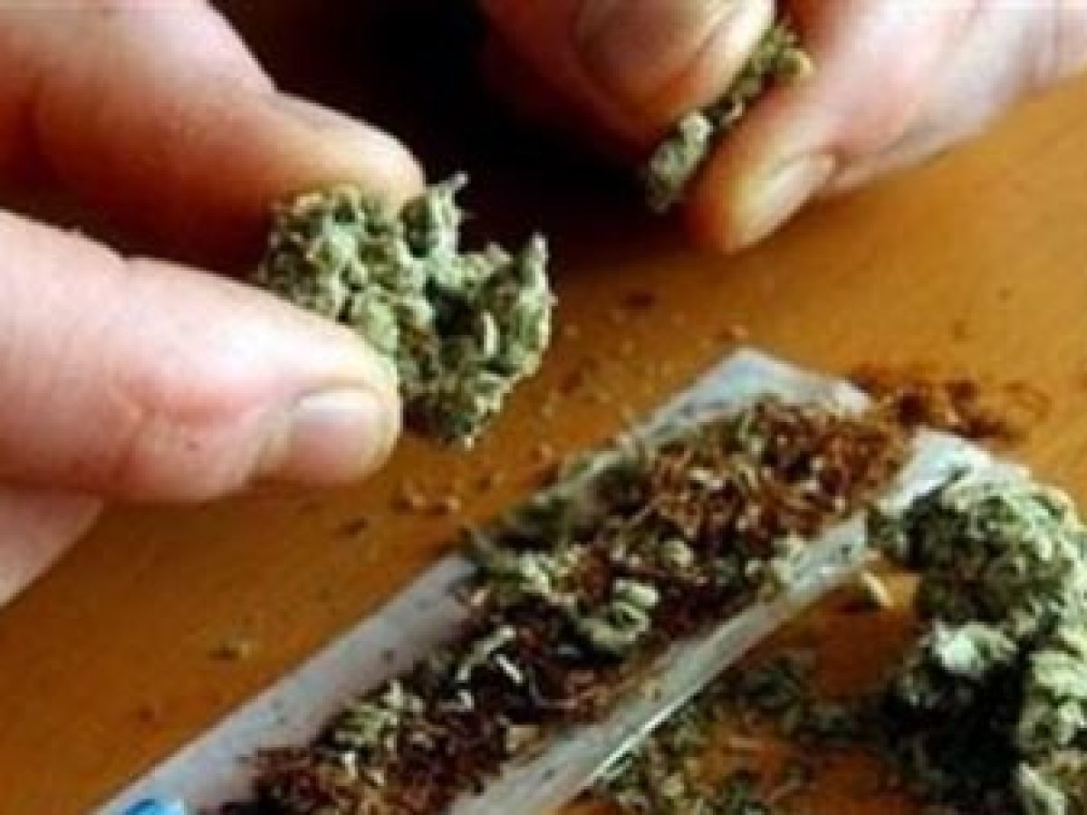 Τον τσάκωσαν με τσιγάρο κάνναβης στην Περιφερειακή Οδό Ναυπάκτου – Αμφίσσης