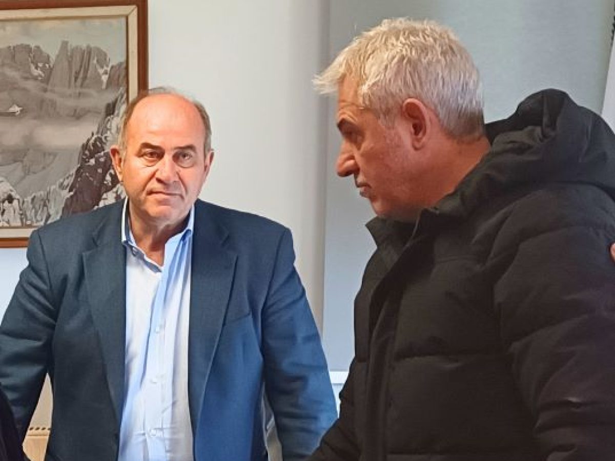 Τραγικό! Η διοίκηση του δήμου Δίου-Ολύμπου αντί να προστατεύει το ακτινίδιο, το απειλεί…