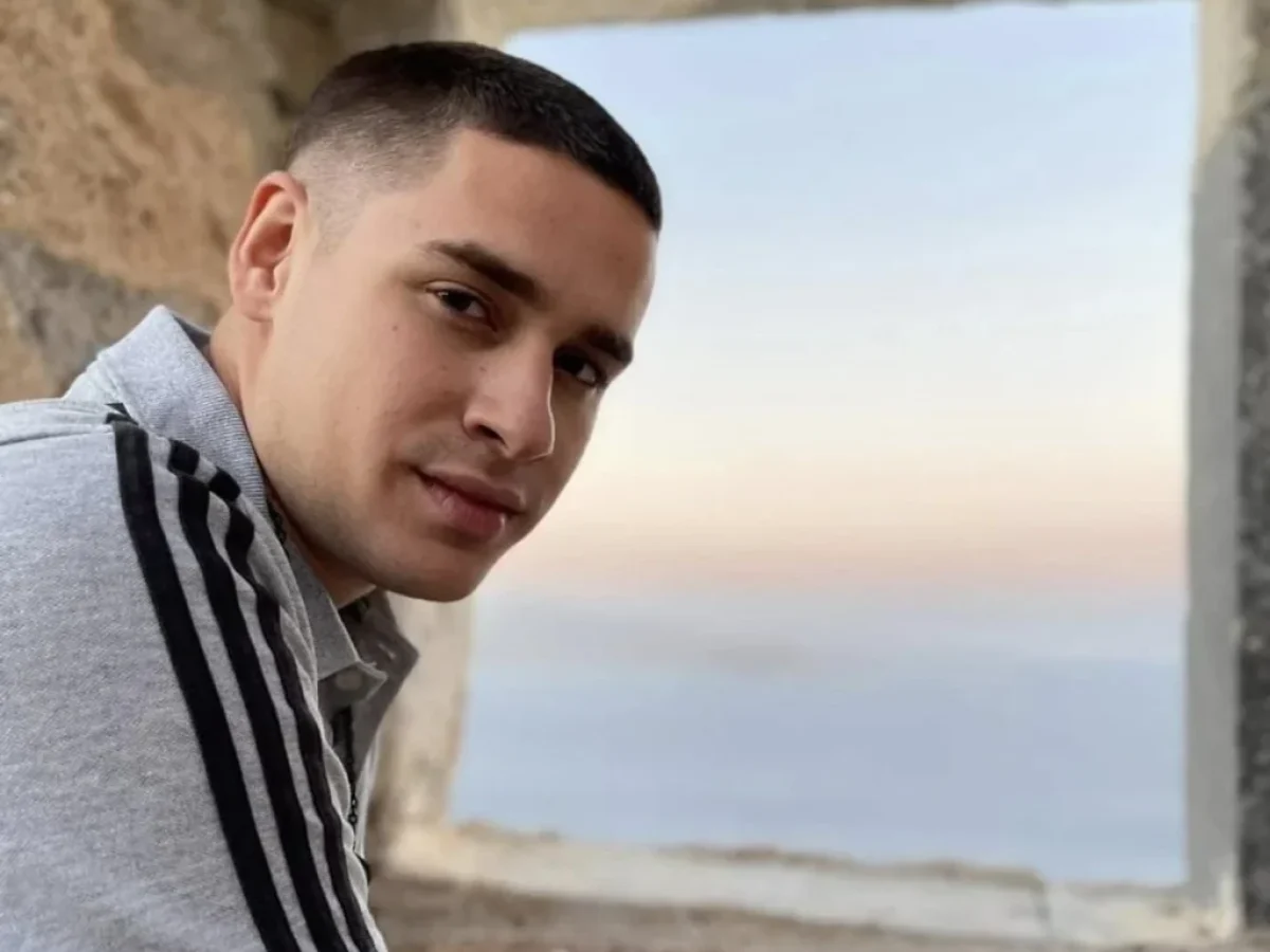 Τραγωδία στα Τέμπη: «Τρία χρόνια χωρίς εσένα παιδάκι μου, αγκαλιάζω μάρμαρα παγωμένα…» – Η συγκλονιστική ανάρτηση της μητέρας του 21χρονου Τάσου Κουτσόπουλου