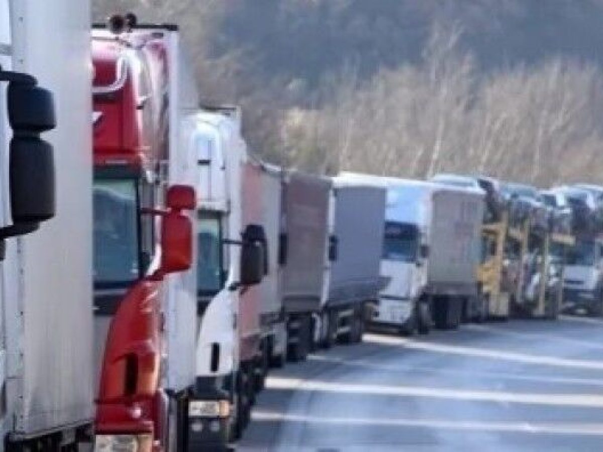 Τρίκαλα:Η βαριά βιομηχανία της πόλης σε κρίση-οι έμποροι φορτηγών προειδοποιούν