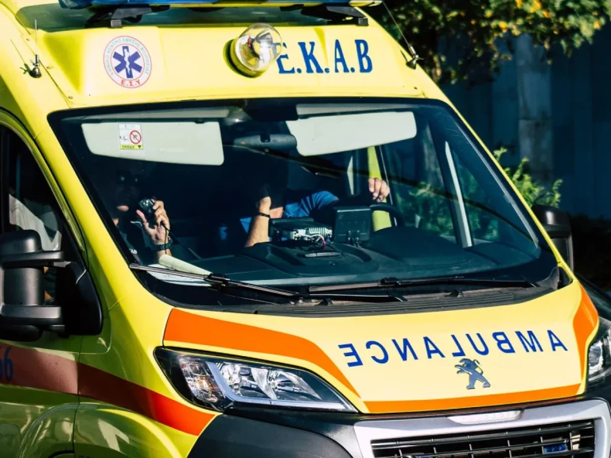 Τροχαίο με τραυματίες πατέρα και 7χρονο στην Κατούνα Ξηρόμερου