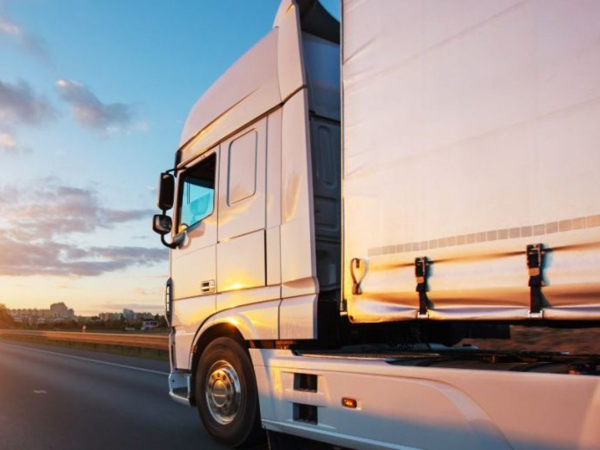 Τροχαίο στην Αργολίδα: Ανατράπηκε νταλίκα!