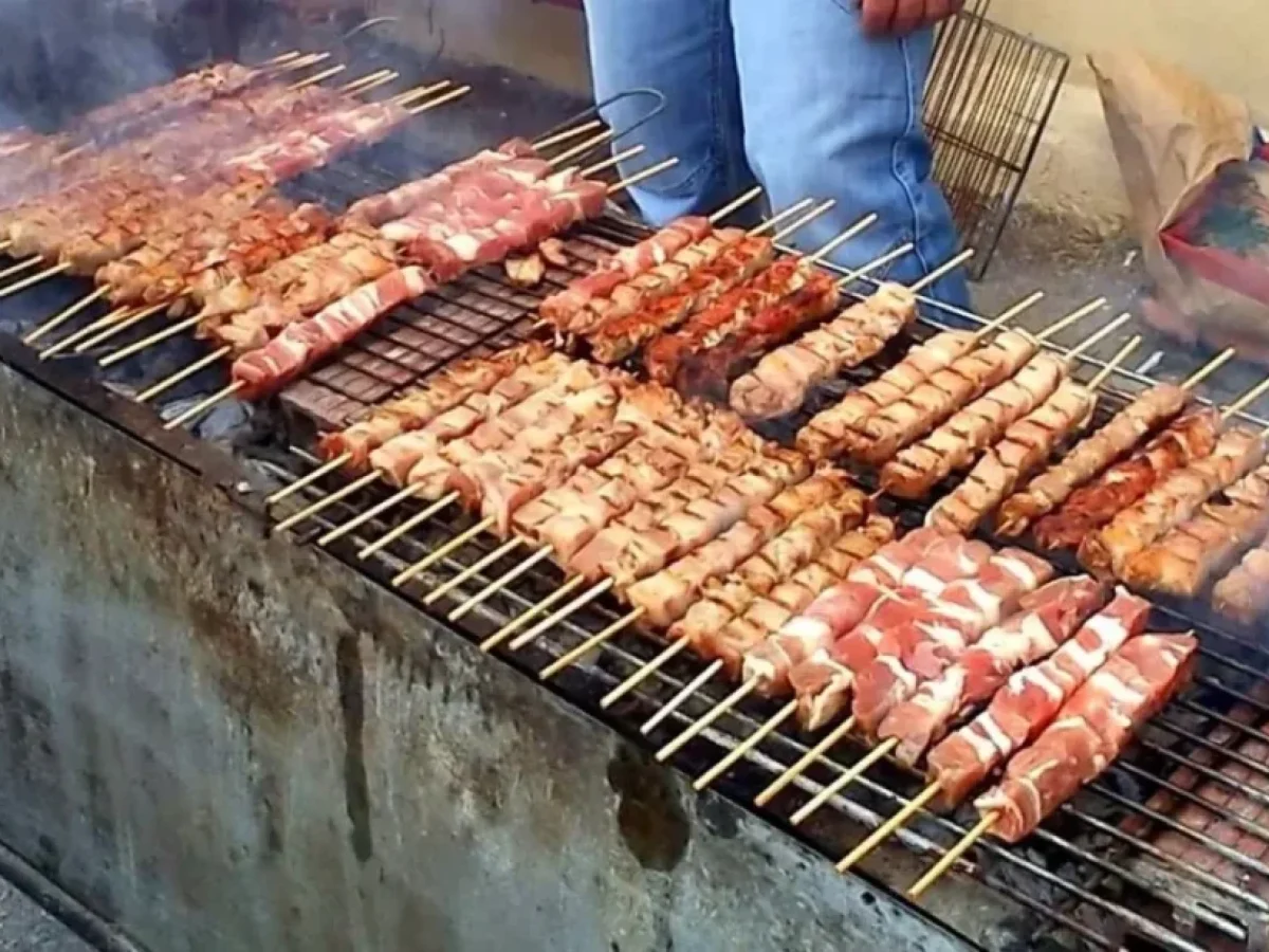 Τσικνοπέμπτη στη Χαλκιδική: Παράδοση με «τσικνισμένες» τιμές