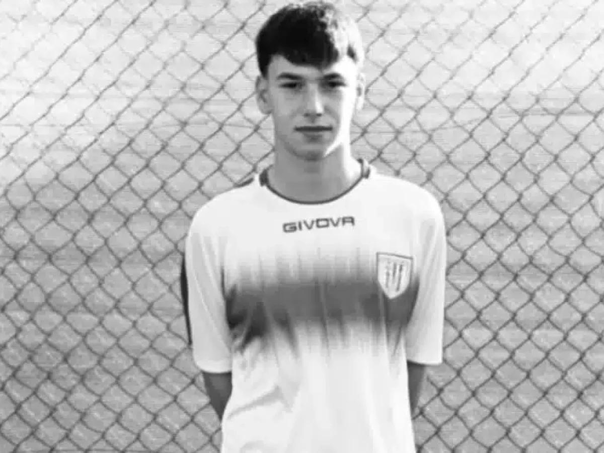 Βαρύ πένθος για τον 17χρονο Θόδωρο που σκοτώθηκε σε τροχαίο στη Θεσσαλονίκη