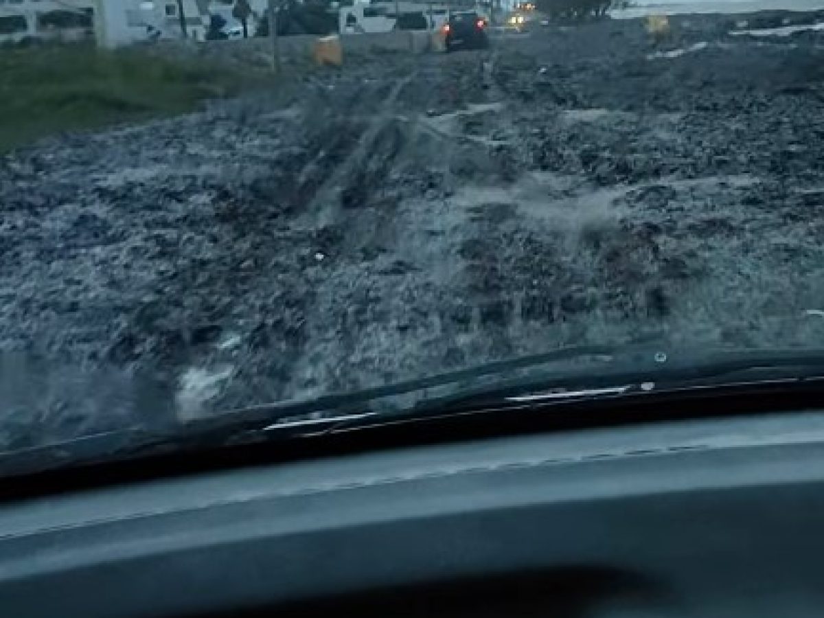 ΒΙΝΤΕΟ Αδιάβατος και ο παραλιακός δρόμος προς Τιγκάκι