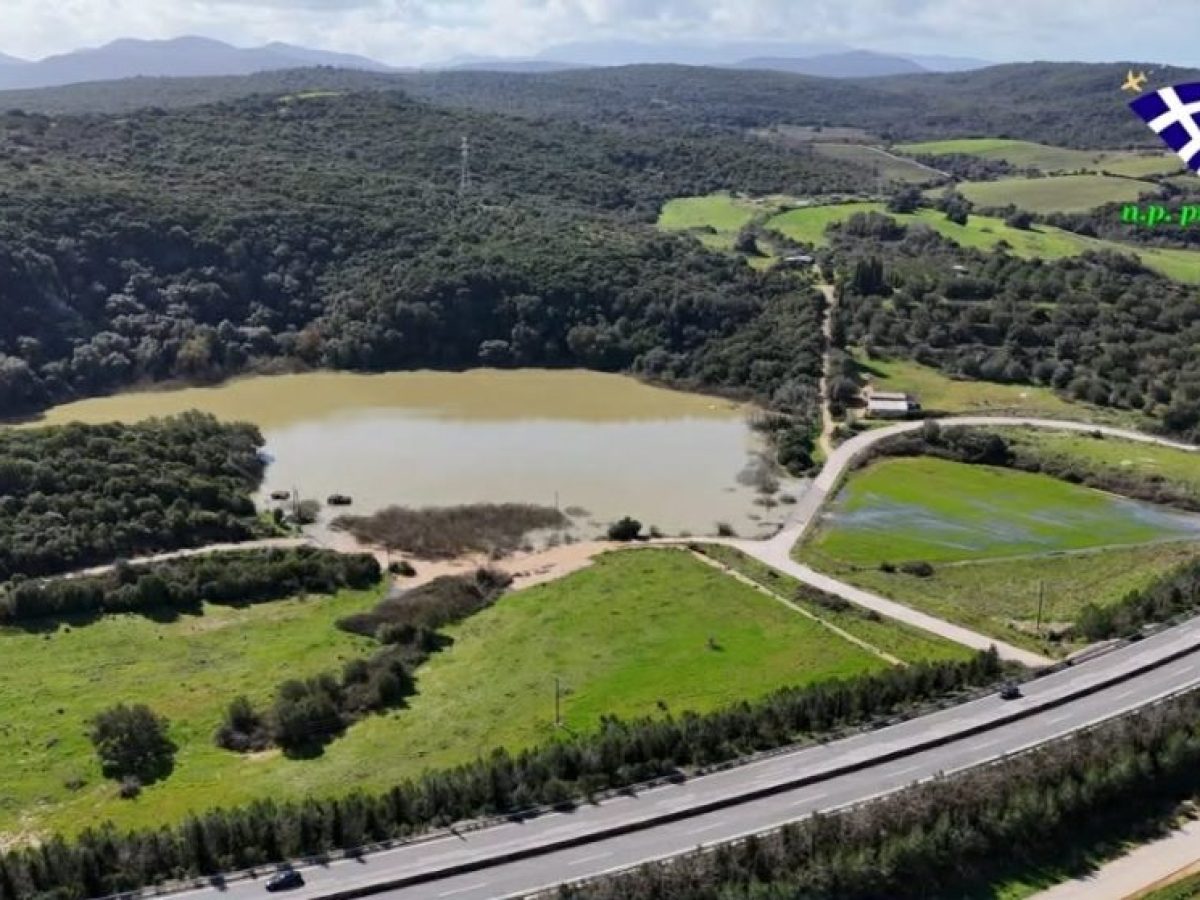 Βόνιτσα: Λίμνες και πλημμυρισμένες εκτάσεις σε Λειβαδάκια και Κουκουμίτσα