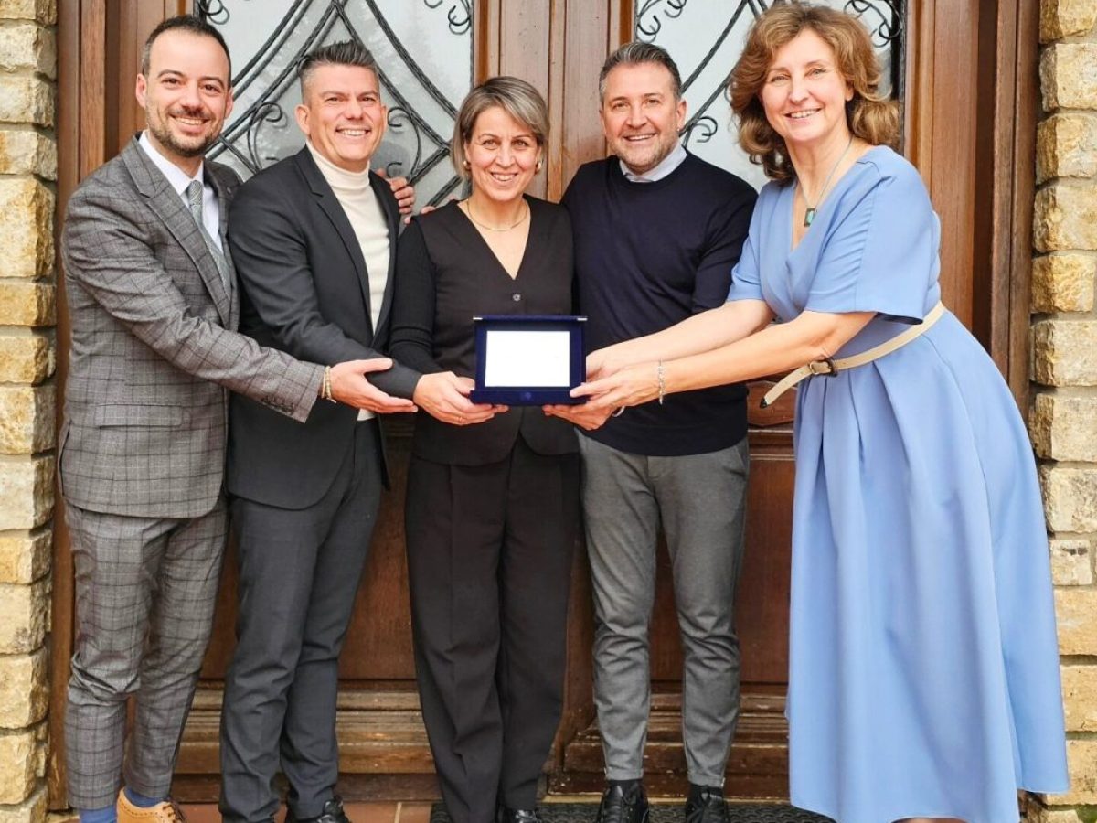 Βράβευση και αδελφοποίηση του KIDS SAVE LIVES με τον Ιατρικό Σύλλογο Χαλκιδικής