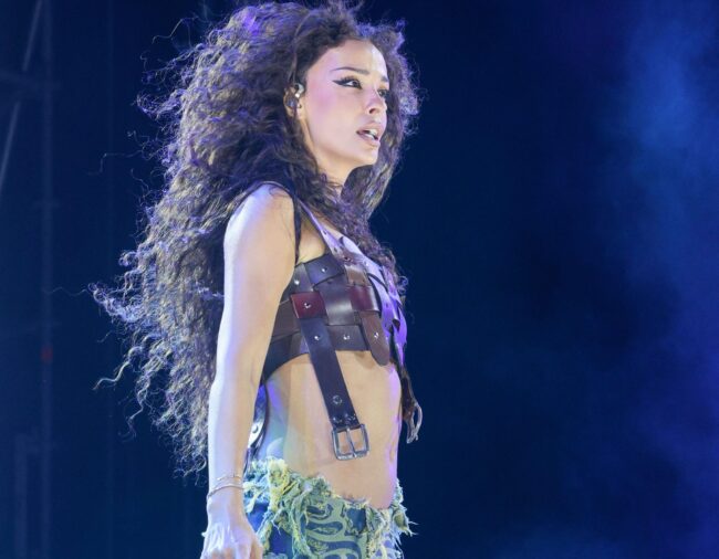 xanthi-erchete-i-eleni-foureira