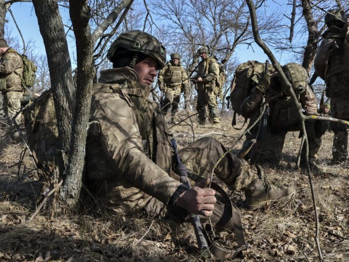 Ζελένσκι στο BBC: Ο Πούτιν έχει ήδη ξεκινήσει τον Γ’ Παγκόσμιο Πόλεμο