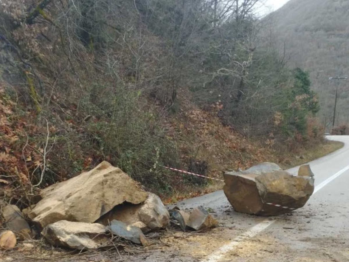 Άμεση αποκατάσταση κατολισθήσεων στο Δίκαστρο Φθιώτιδας