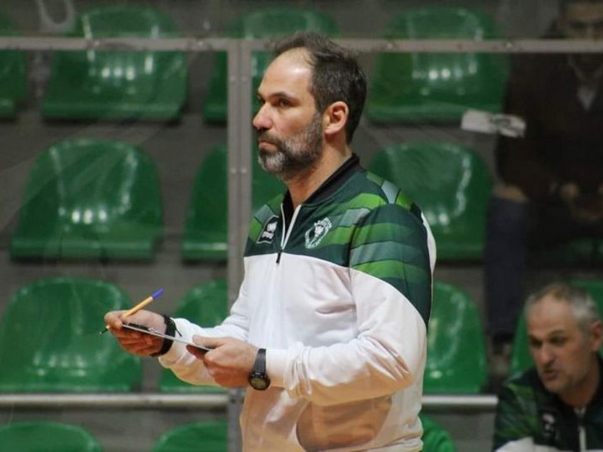 Α2 Ανδρών: Αιφνιδιαστικό διαζύγιο του ΑΟ Ορεστιάδας με τον προπονητή Δημήτρη Βλασακίδη